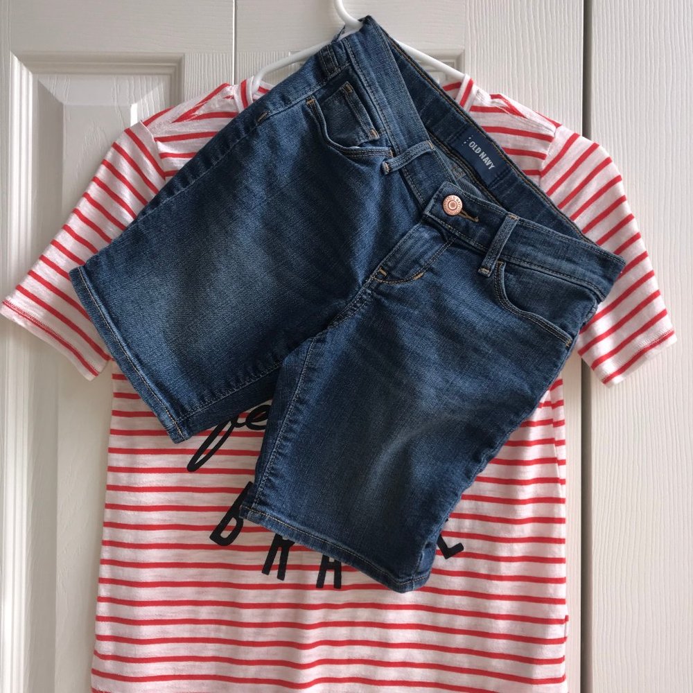 Old Navy Blue Denim Bermuda Shorts Size 8